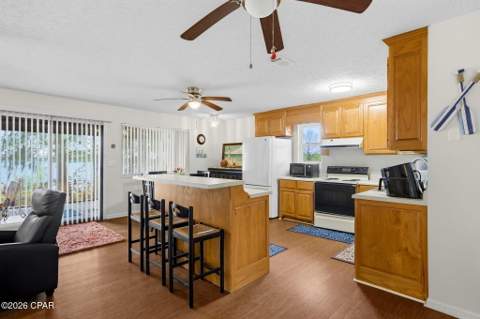 4344 Huckleberry Lane, Southport FL - photo 18 of 52