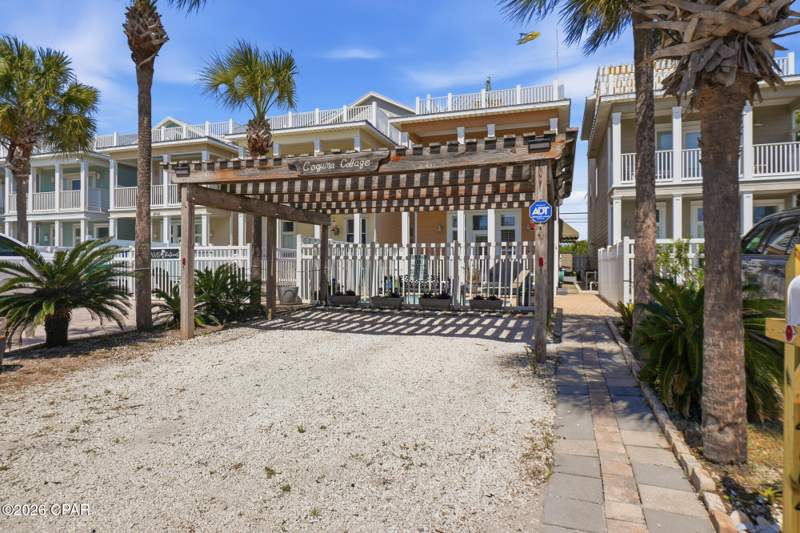 3 bedroom SingleFamilyResidence at 4804 Hispaniola Street, Treasure Island, Panama City — photo 4