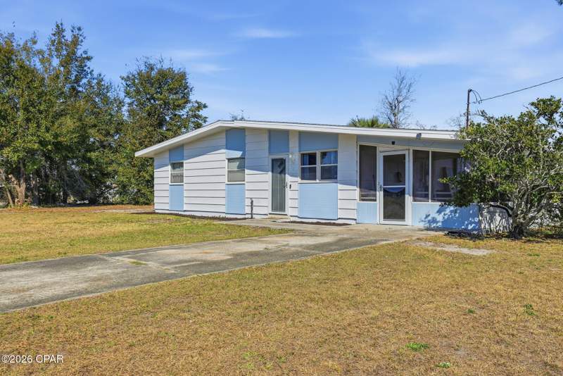 3 bedroom SingleFamilyResidence at 3014 W 21st Court, Sherwood Unit 2, Panama City — photo 2
