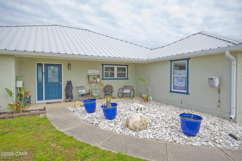 2 bedroom SingleFamilyResidence at 4018 W Princess Lane, Bayview Heights, Panama City — photo 2