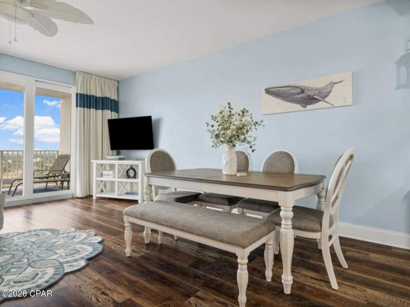 3 bedroom Condominium at 9902 S Thomas Drive 1734, Laketown Wharf, Panama City — photo 4