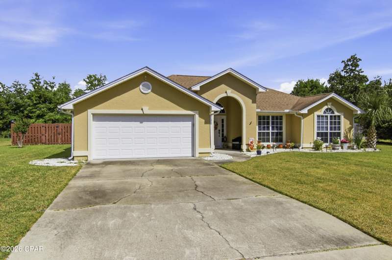 4 bedroom SingleFamilyResidence at 2207 Andrews Road, Mowat Highlands Ph Vii, Lynn Haven — photo 4