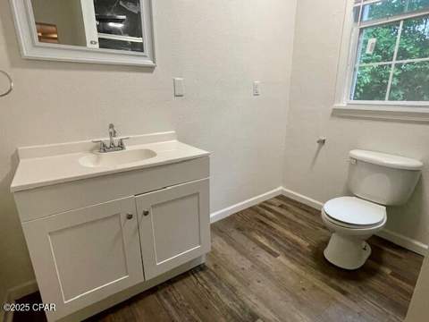 1038 E 8th Avenue, Graceville FL - photo 10 of 23