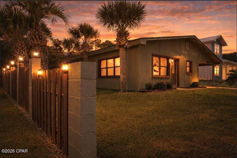 2 bedroom SingleFamilyResidence at 17850 Lynn Street, Miramar Beach 1st, Panama City Beach — photo 2
