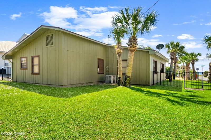 2 bedroom SingleFamilyResidence at 17850 Lynn Street, Miramar Beach 1st, Panama City Beach — photo 5