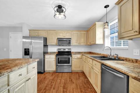 936 Pelican Place, Panama City Beach FL - photo 9 of 27