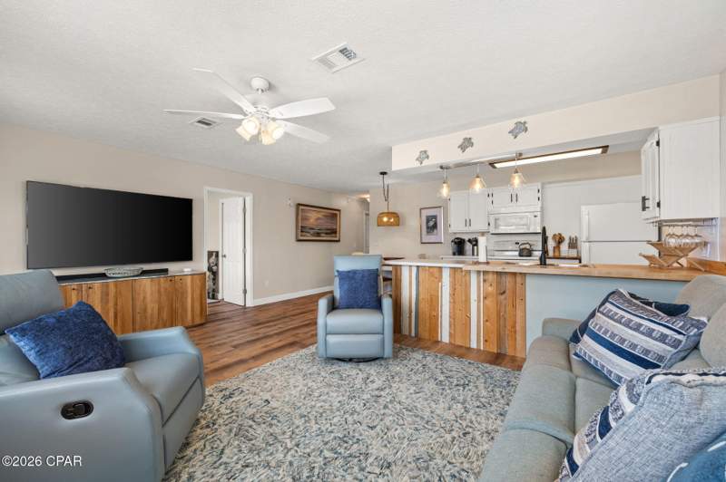 3 bedroom SingleFamilyResidence at 423 Kelly Street, Kiska Beach 1st Add, Panama City Beach — photo 5