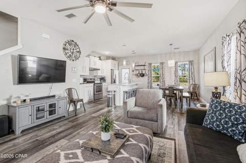 5623 Hilltop Avenue, Panama City Beach FL - photo 7 of 51
