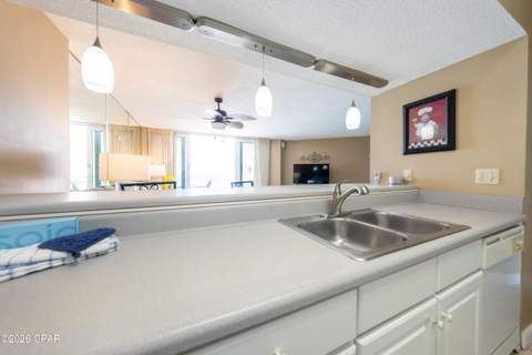 7205 Thomas Drive 1504, Panama City FL - photo 20 of 39