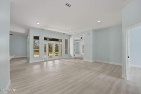 3244 Country Club Drive, Lynn Haven FL - photo 10 of 25