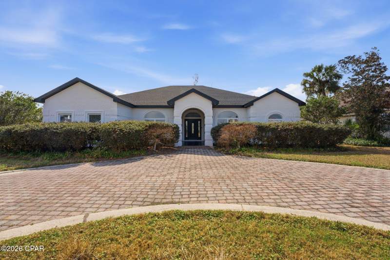 4 bedroom SingleFamilyResidence at 3244 Country Club Drive, Country Club Harbour Estates, Lynn Haven — photo 2