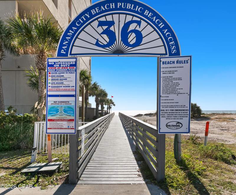 5 bedroom Attached at 512 Dement Circle C, Long Beach 3rd, Panama City Beach — photo 4