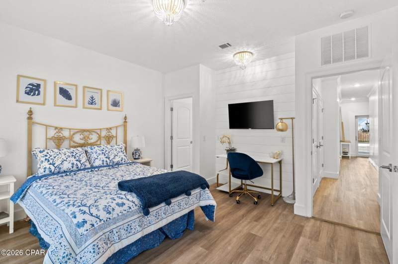 5 bedroom Attached at 512 Dement Circle C, Long Beach 3rd, Panama City Beach — photo 5
