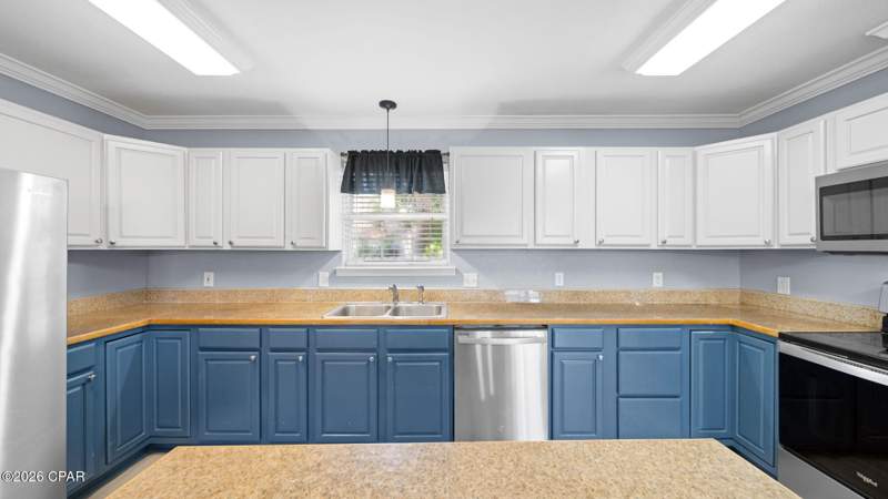 5 bedroom SingleFamilyResidence at 4500 W 19th Street, Wainwright Park, Panama City — photo 3