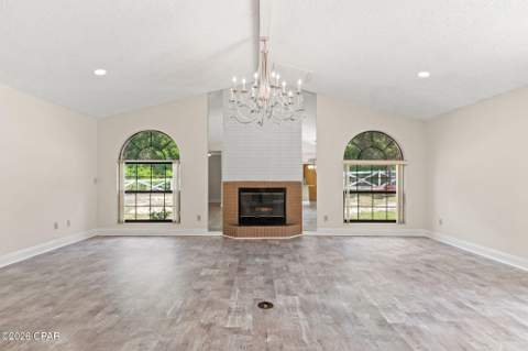 2199 Sunny Hills Boulevard, Chipley FL - photo 10 of 39