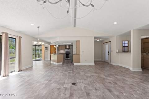 2199 Sunny Hills Boulevard, Chipley FL - photo 12 of 39