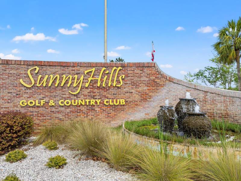 3 bedroom SingleFamilyResidence at 2199 Sunny Hills Boulevard, Sunny Hills, Chipley — photo 5