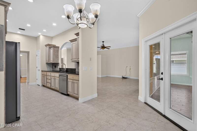 4 bedroom SingleFamilyResidence at 142 Twilight Bay Drive, North Colony Club Estates, Panama City Beach — photo 5