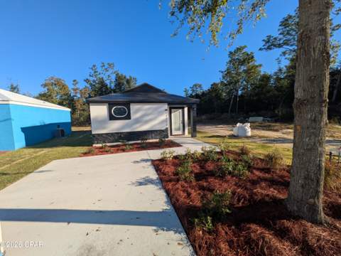 13777 Windsor Avenue, Youngstown FL - photo 13 of 18