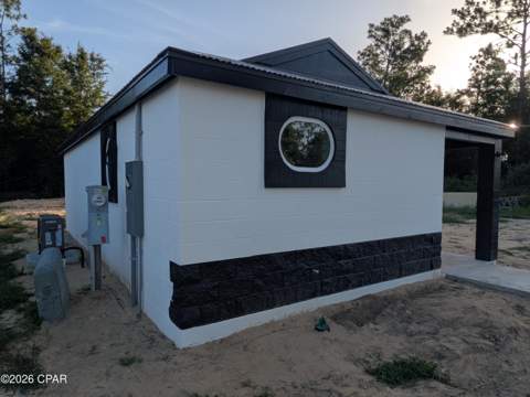 13777 Windsor Avenue, Youngstown FL - photo 6 of 12