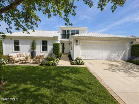 1918 Country Club Drive, Lynn Haven FL - photo 6 of 90