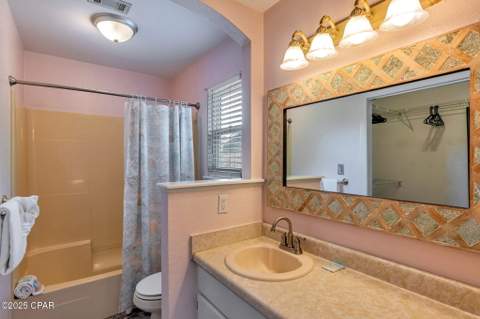 118 Lakeside Circle, Panama City Beach FL - photo 18 of 41