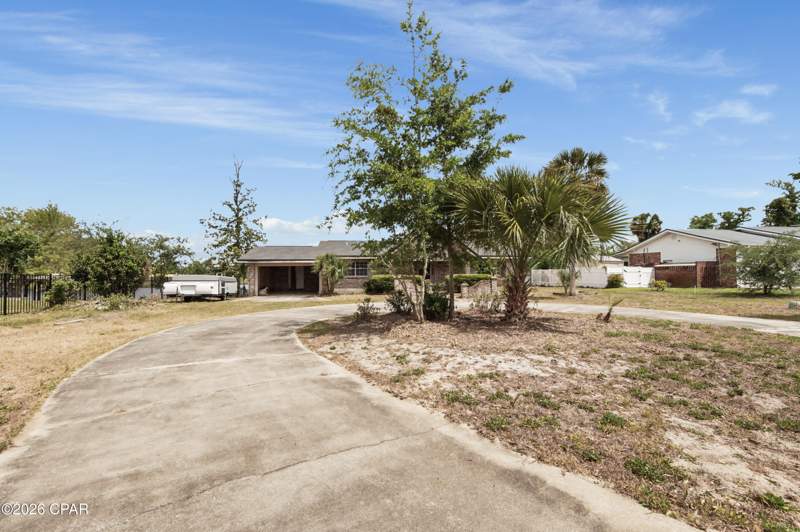 3 bedroom SingleFamilyResidence at 1803 E 9th Street, College Point, Lynn Haven — photo 4