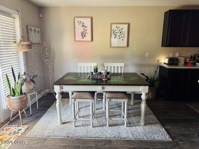 5 bedroom SingleFamilyResidence at 117 Merrion Road, Fanning Bayou, Southport — photo 4