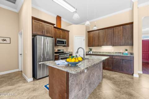 12227 Lyndell Plantation Drive, Panama City Beach FL - photo 10 of 47