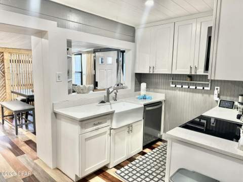 309 Jasmine Place, Panama City Beach FL - photo 6 of 47