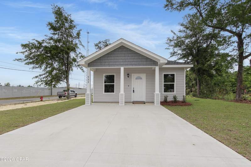 3 bedroom SingleFamilyResidence at 533 E 9th Street, Sunny South Add, Panama City — photo 2