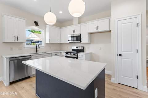 225 W 13th Street, Panama City FL - photo 18 of 31