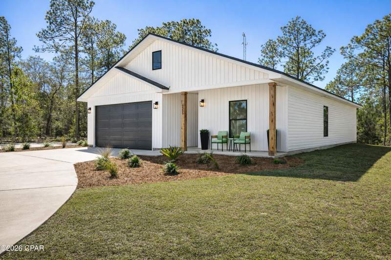 3 bedroom SingleFamilyResidence at 1990 Ambassador Court Lot 8, Sunny Hills Unit 19, Chipley — photo 3