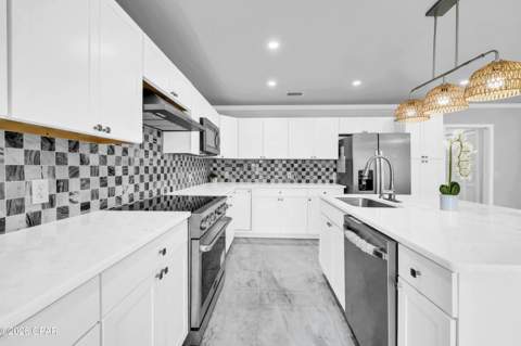 8120 S Lagoon Drive, Panama City FL - photo 11 of 71