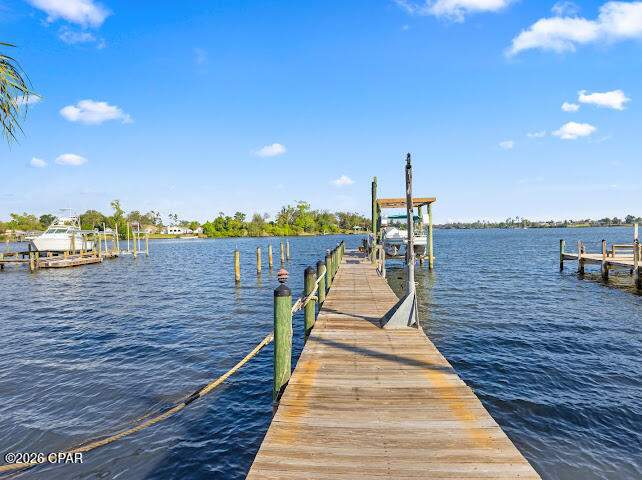 4 bedroom SingleFamilyResidence at 7111 Winona Street, Callaway, Panama City — photo 3