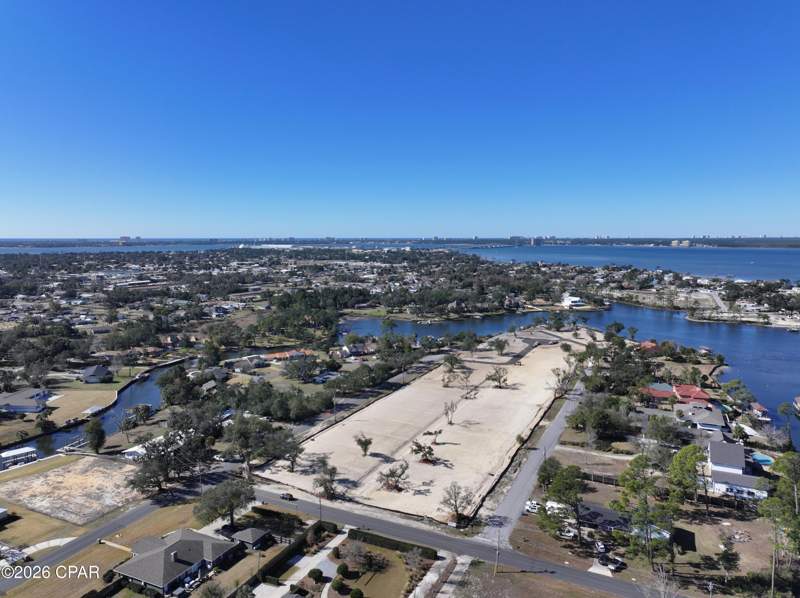 5 bedroom SingleFamilyResidence at 2913 W 27th Court, Kings Point, Panama City — photo 4