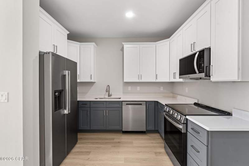 2 bedroom Attached at 1421 Martin Luther King Junior Boulevard B, Lincoln Park 1st Addition, Panama City — photo 5