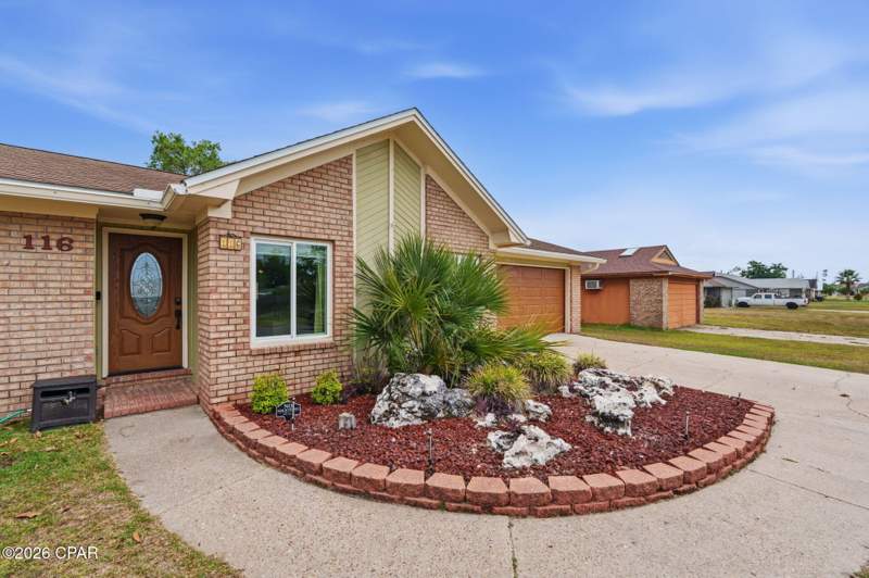 3 bedroom SingleFamilyResidence at 116 Derby Woods Drive, Derby Woods, Lynn Haven — photo 3