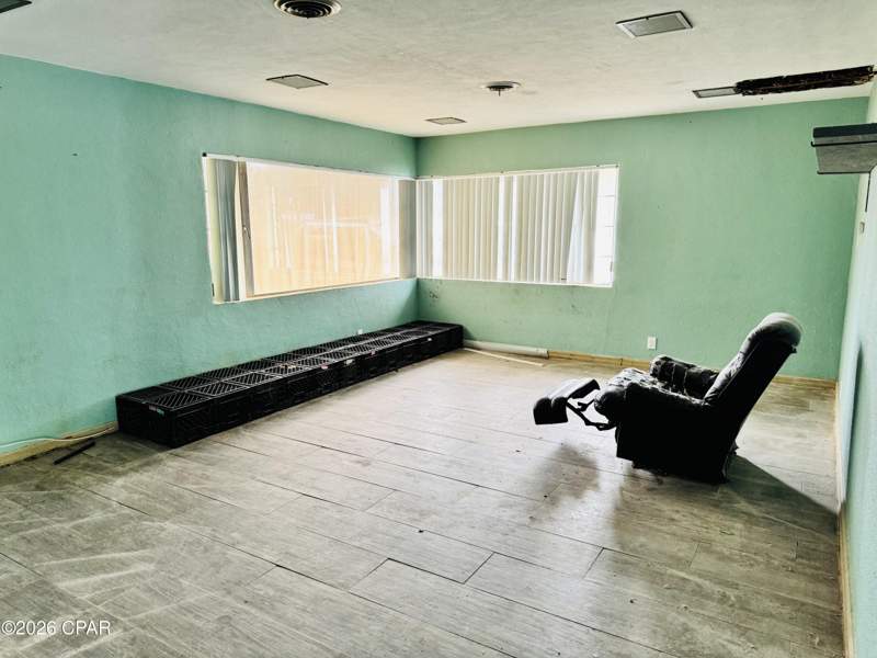 3 bedroom SingleFamilyResidence at 911 Cypress Avenue, Bayou Plat, Panama City — photo 5