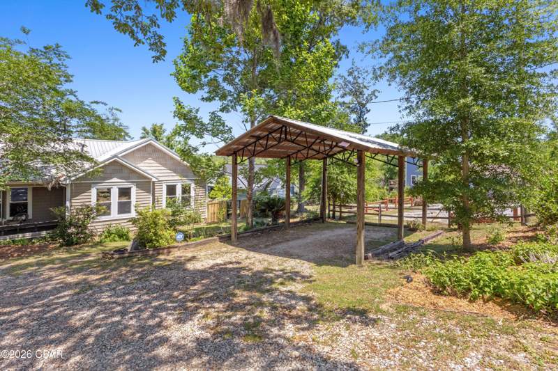 3 bedroom SingleFamilyResidence at 2672 Lakeview Circle, Compass Lake, Alford — photo 3