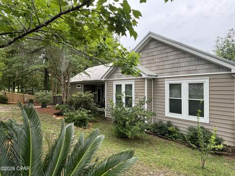 2672 Lakeview Circle, Alford FL - photo 6 of 91