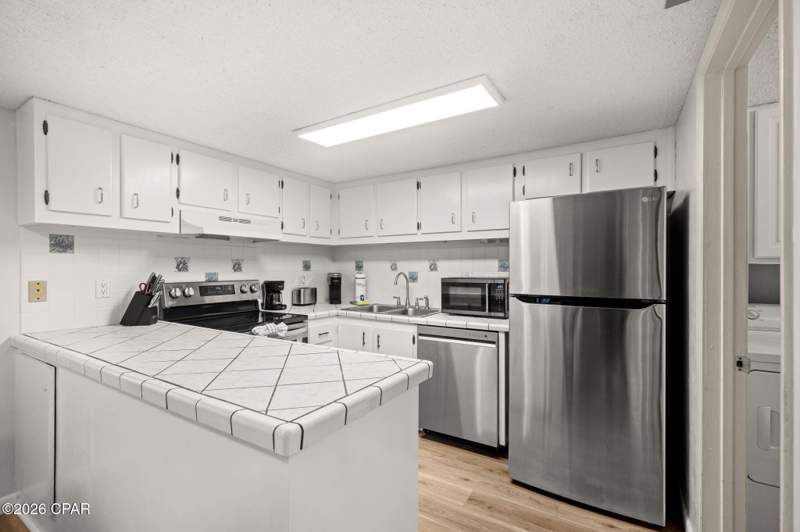 2 bedroom Condominium at 23223 Front Beach Road A1-701, Pinnacle Port Phase 1-A, Panama City Beach — photo 4
