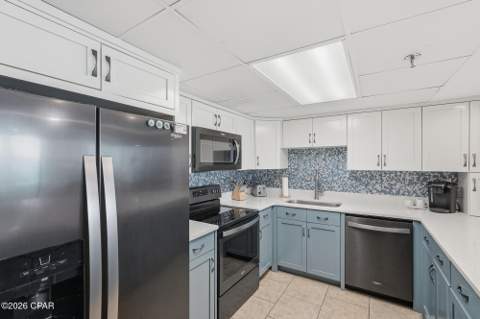 6201 Thomas Drive 406, Panama City FL - photo 7 of 70