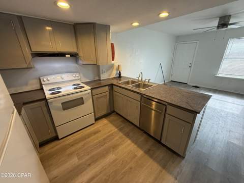 3606 Tiki Drive 213, Panama City FL - photo 7 of 9