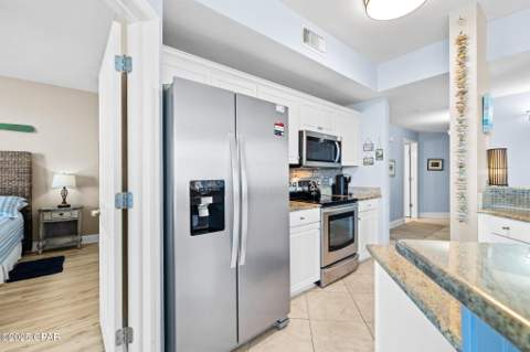 17757 Front Beach Road 1601, Panama City Beach FL - photo 11 of 62