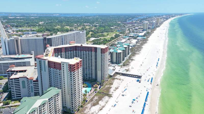 2 bedroom Condominium at 9900 S Thomas Drive 1914, Shores Of Panama, Panama City — photo 2