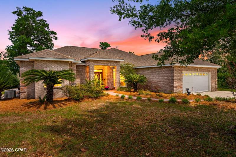 3 bedroom SingleFamilyResidence at 4405 De Len Drive, Deerwood, Panama City — photo 2