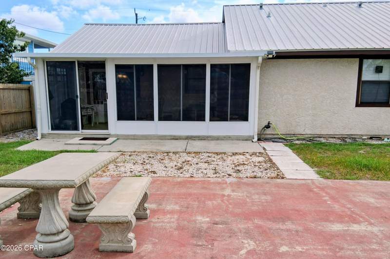 2 bedroom SingleFamilyResidence at 6920 Beach Drive, Holiday Beach Unit 10, Panama City Beach — photo 3