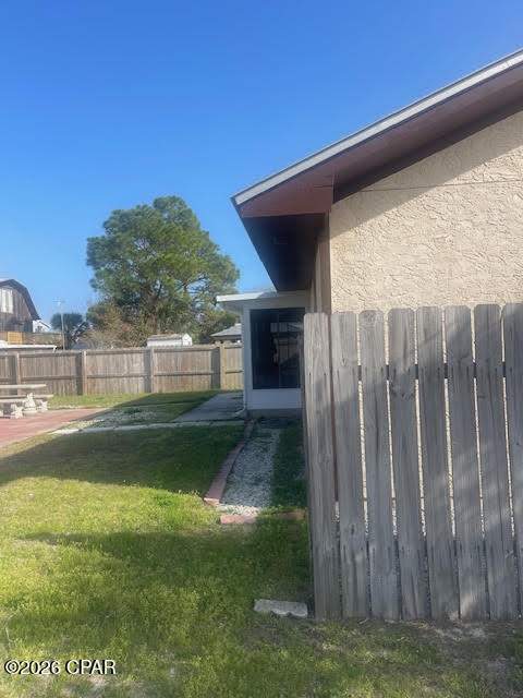 2 bedroom SingleFamilyResidence at 6920 Beach Drive, Holiday Beach Unit 10, Panama City Beach — photo 5