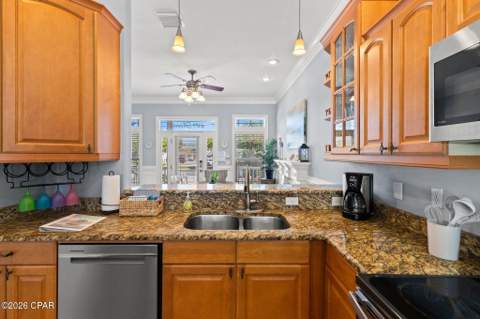 8319 Thomas Drive, Panama City Beach FL - photo 14 of 51